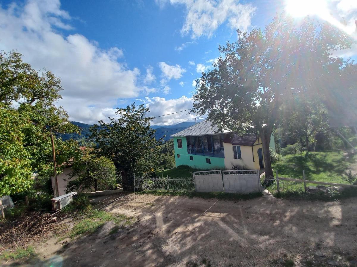 Guest House Chveni Ezo Khulo Екстер'єр фото